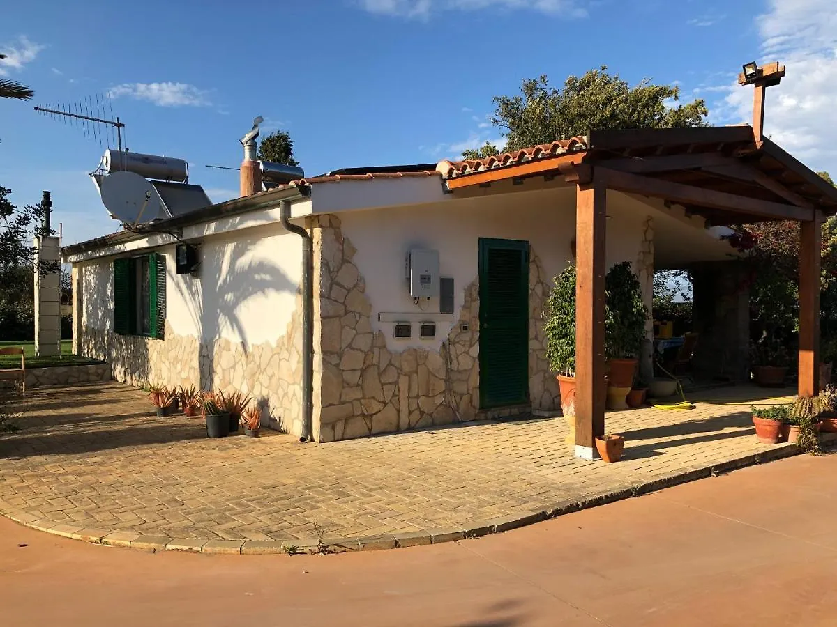Casa Vacanze SantʼAntìoco Daire